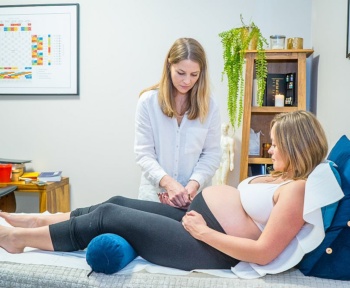 Wsparcie medycyną alternatywną w ciąży